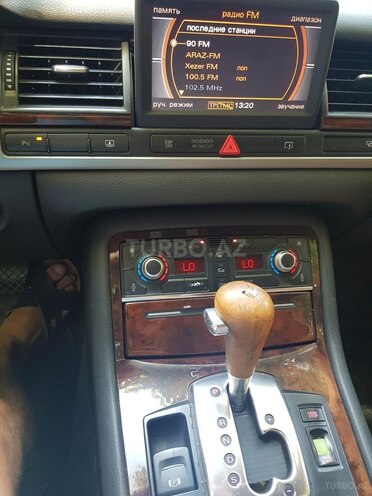 Audi A8 2006, 200,000 km - 3.2 л - Bakı