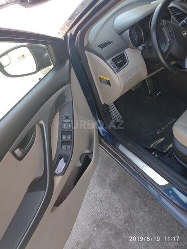 Hyundai Elantra 2015, 38,400 km - 2.0 l - Ağcabədi