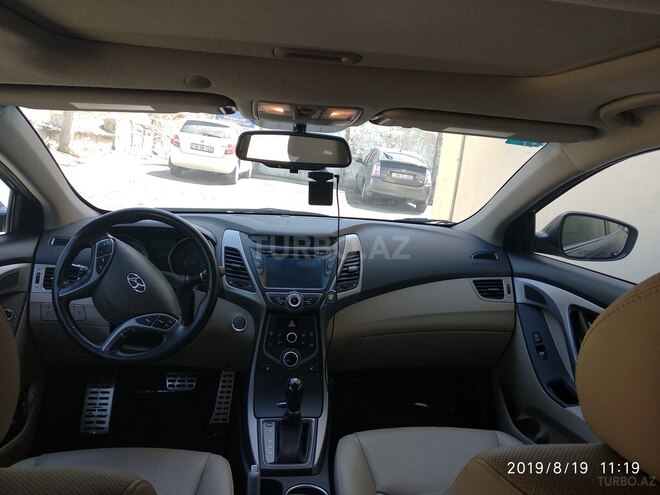 Hyundai Elantra 2015, 38,400 km - 2.0 l - Ağcabədi