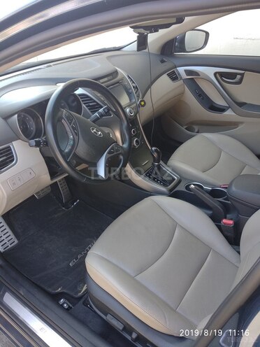 Hyundai Elantra 2015, 38,400 km - 2.0 l - Ağcabədi