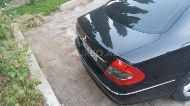 Mercedes E 220 2006, 310,000 km - 2.2 l - Bakı