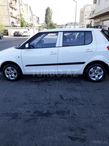 Skoda Fabia 2012, 90,000 km - 1.6 l - Bakı