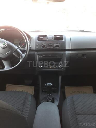 Skoda Fabia 2012, 90,000 km - 1.6 l - Bakı