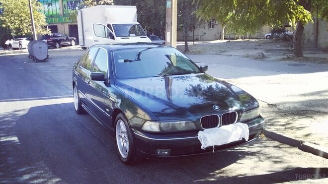 BMW 523 1998, 330,000 km - 2.5 l - Bakı