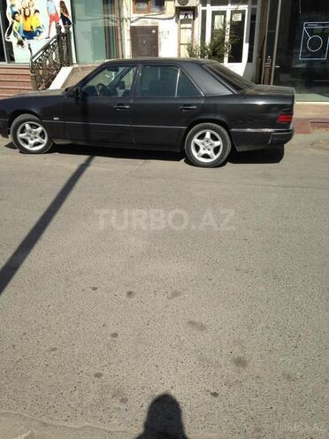 Mercedes E 230 1990, 290,000 km - 2.3 l - Bakı