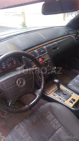 Mercedes E 240 1999, 350,000 km - 2.4 л - Bakı