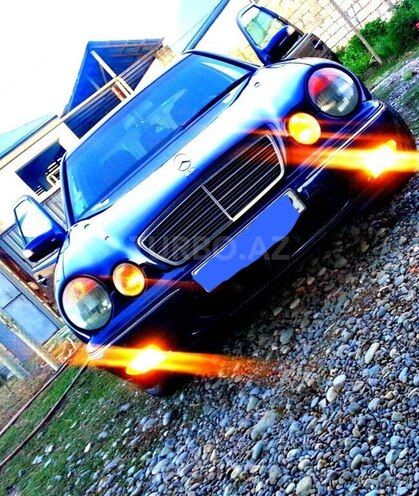Mercedes E 220 2000, 301,000 km - 2.2 l - Mingəçevir