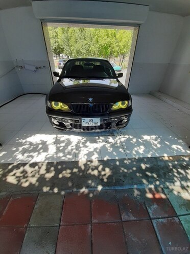 BMW 320 2004, 230,000 km - 2.0 l - Qax