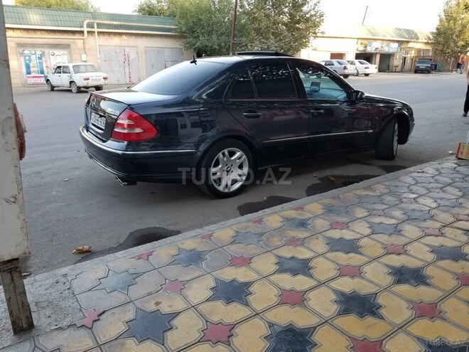 Mercedes E 240 2002, 167,000 km - 2.4 л - Ağcabədi