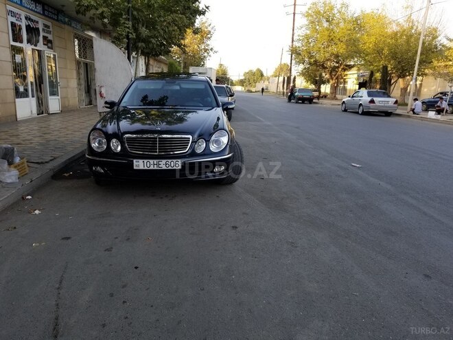 Mercedes E 240 2002, 167,000 km - 2.4 л - Ağcabədi