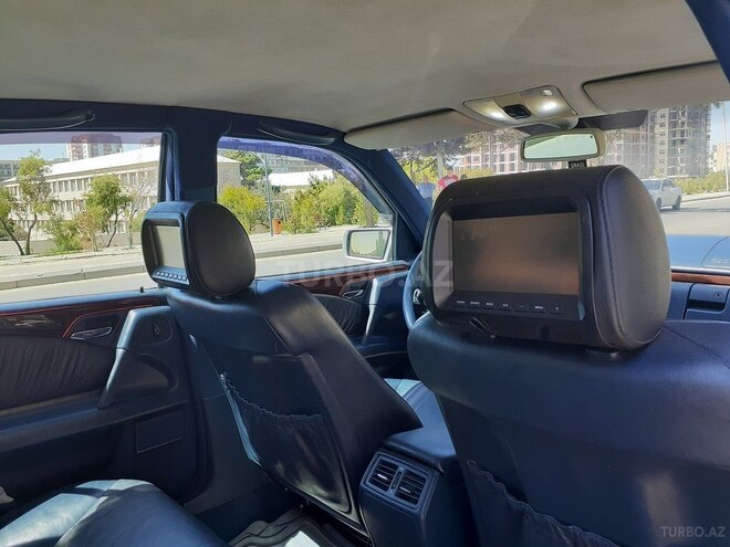 Mercedes E 240 1998, 300,000 km - 2.4 l - Bakı
