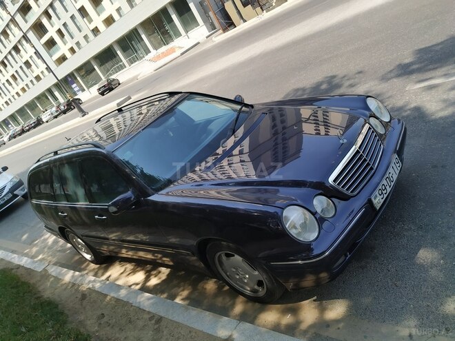 Mercedes E 240 2000, 333,500 km - 2.6 л - Bakı