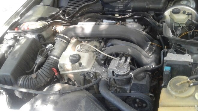 Mercedes E 220 1996, 325,185 km - 2.2 л - Bakı