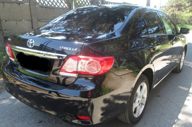 Toyota Corolla 2011, 130,000 km - 1.6 l - Bakı