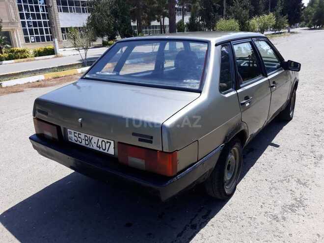 LADA (VAZ) 21099 1993, 111,000 km - 1.5 l - Salyan