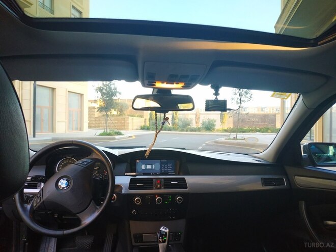 BMW 525 2008, 268,745 km - 3.0 l - Bakı