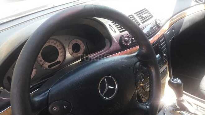 Mercedes E 220 2006, 310,000 km - 2.2 l - Bakı