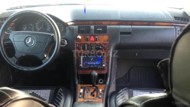 Mercedes E 200 1998, 450,000 km - 2.0 l - Bakı