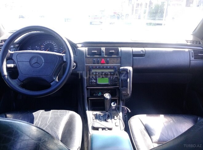 Mercedes E 280 1997, 326,000 km - 2.8 л - Bakı