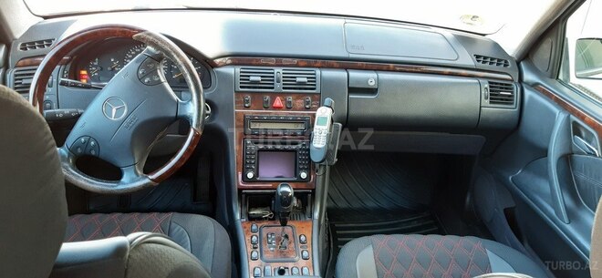 Mercedes E 320 2000, 355,000 km - 3.2 l - Bakı