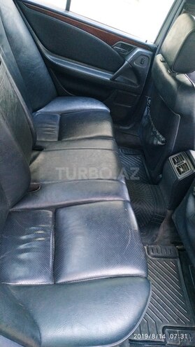 Mercedes E 220 1999, 330,000 km - 2.2 л - Bakı