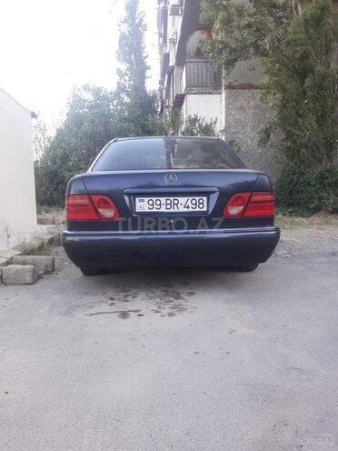 Mercedes E 200 1998, 288,000 km - 2.0 l - Bakı