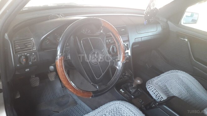 Mercedes C 180 1995, 349,208 km - 1.8 l - İmişli