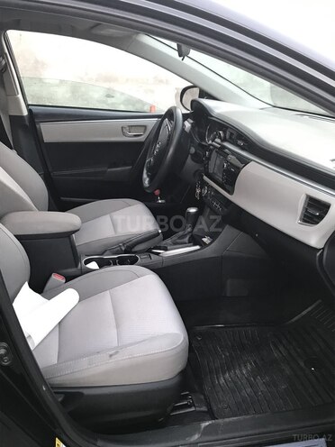 Toyota Corolla 2015, 91,000 km - 1.8 l - Bakı