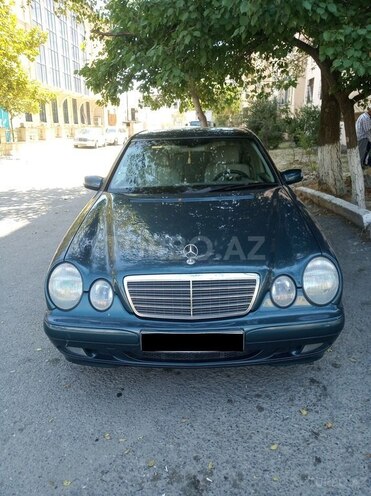 Mercedes E 240 2000, 123,332 km - 2.4 л - Sumqayıt