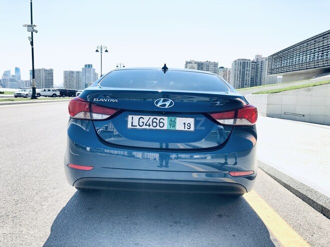 Hyundai Elantra 2015, 61,000 km - 1.8 l - Bakı