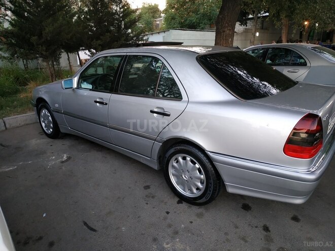 Mercedes C 200 1999, 250,000 km - 2.0 l - Bakı