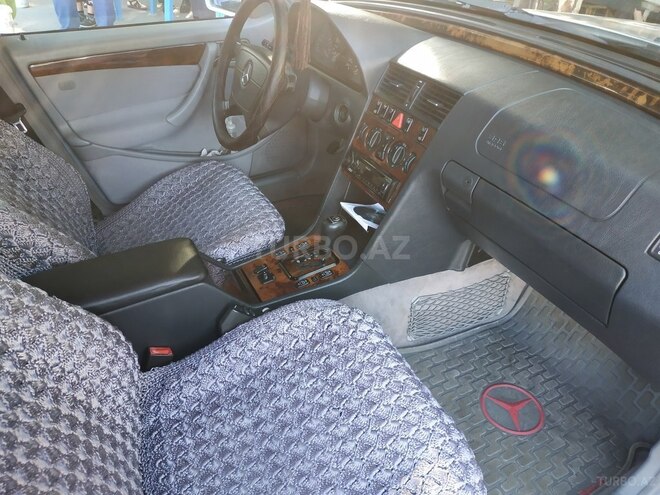 Mercedes C 200 1999, 250,000 km - 2.0 l - Bakı