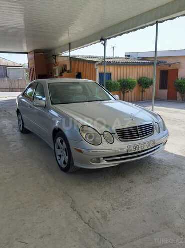 Mercedes E 320 2003, 380,000 km - 3.2 л - Füzuli