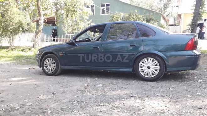Opel Vectra 2000, 204,000 km - 1.6 l - Zaqatala