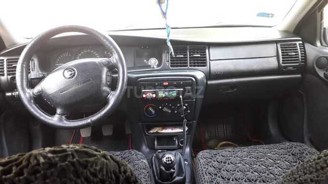 Opel Vectra 2000, 204,000 km - 1.6 l - Zaqatala