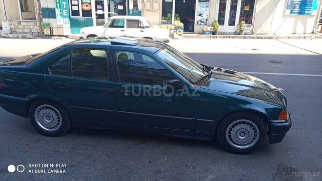 BMW 318 1993, 358,000 km - 1.8 л - Bakı