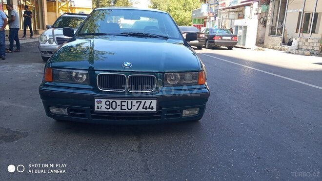 BMW 318 1993, 358,000 km - 1.8 л - Bakı