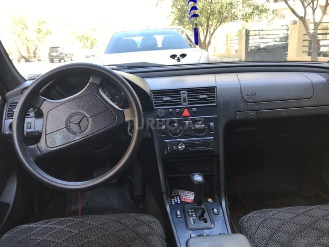 Mercedes C 220 1998, 397,000 km - 2.2 л - Bakı