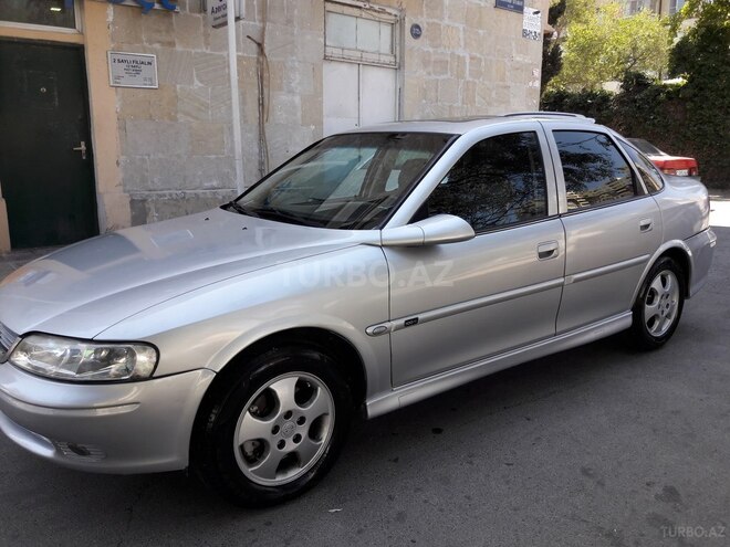 Opel Vectra 1999, 107,000 km - 1.8 l - Bakı