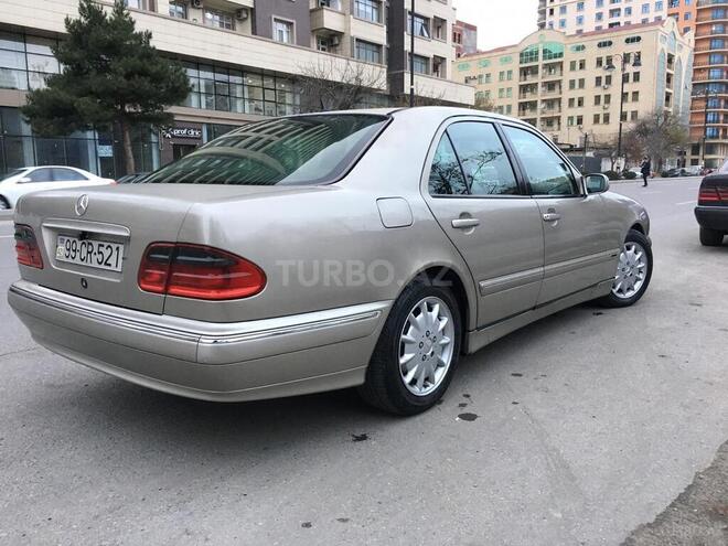 Mercedes E 220 1999, 355,000 km - 2.2 l - Bakı