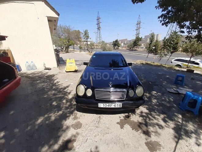Mercedes E 220 1996, 490,000 km - 2.2 l - Bakı
