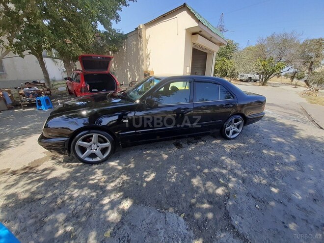 Mercedes E 220 1996, 490,000 km - 2.2 l - Bakı