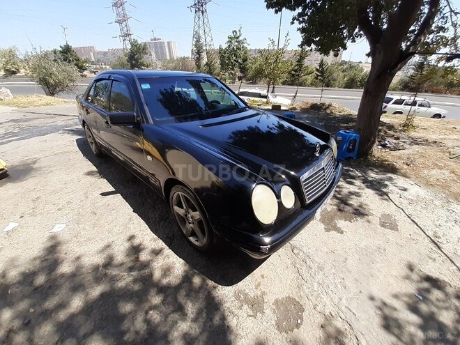 Mercedes E 220 1996, 490,000 km - 2.2 l - Bakı