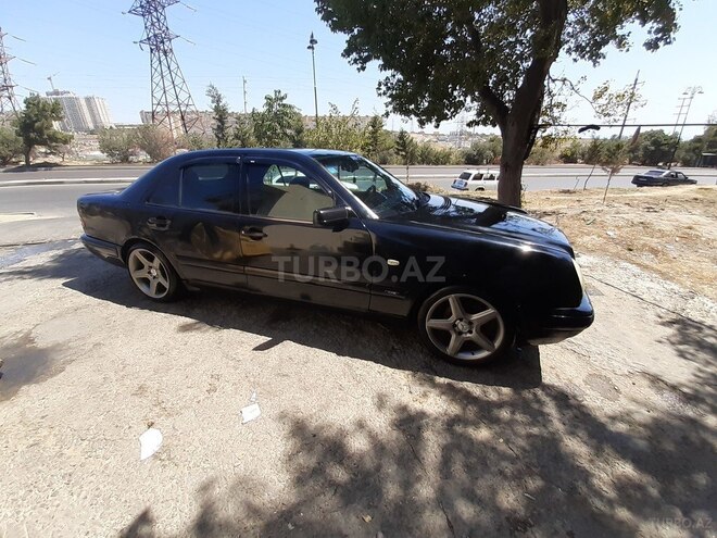 Mercedes E 220 1996, 490,000 km - 2.2 l - Bakı