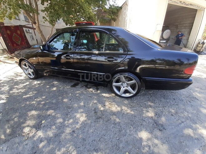 Mercedes E 220 1996, 490,000 km - 2.2 l - Bakı