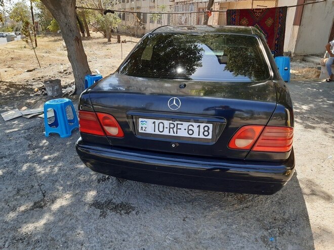 Mercedes E 220 1996, 490,000 km - 2.2 l - Bakı
