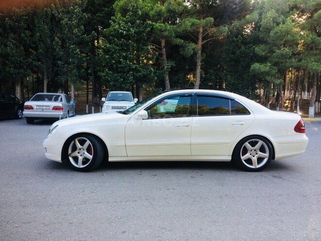 Mercedes E 220 2006, 399,000 km - 2.2 л - Bakı
