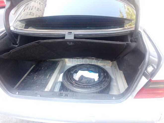 Mercedes E 220 2000, 327,000 km - 2.2 l - Bakı
