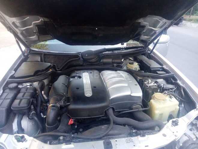 Mercedes E 220 2000, 327,000 km - 2.2 l - Bakı