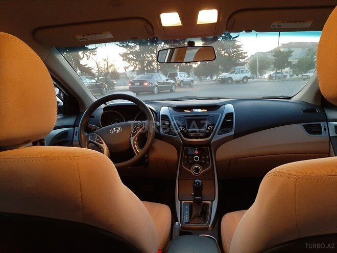 Hyundai Elantra 2015, 78,000 km - 1.8 l - Bakı
